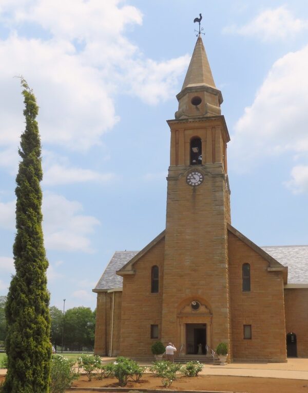 Visit Bothaville , officially known as the Maize Capital of South Africa and proudly hosts the Grain SA Nampo Harvest Day every year.